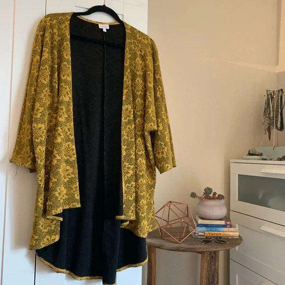 BOHO⚡️ lularoe lindsay mustard / gold lace kimono - Picture 1 of 7